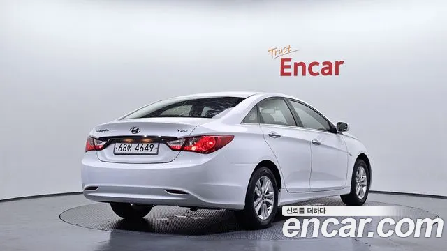 Hyundai Sonata 2010 thumb 10