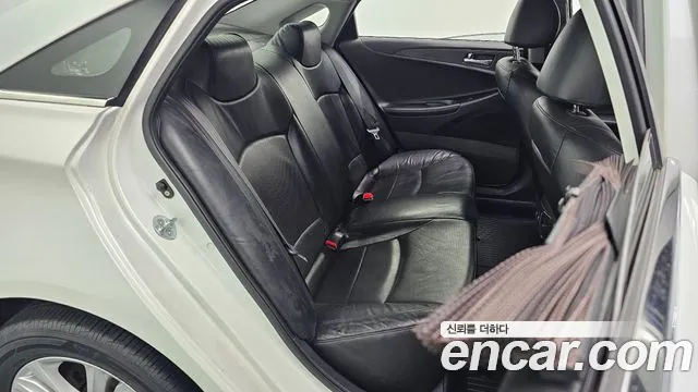 Hyundai Sonata 2010 thumb 7
