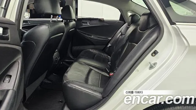 Hyundai Sonata 2010 thumb 12