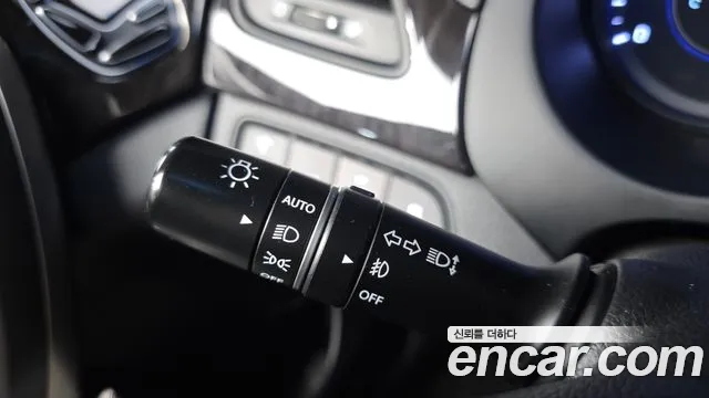 Hyundai Grandeur 2014 thumb 6