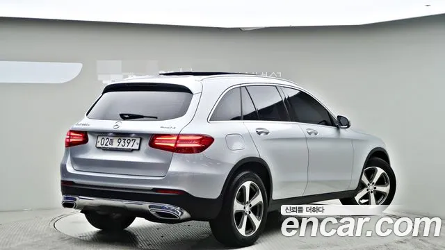 Mercedes-Benz GLC 2017 thumb 11