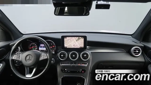 Mercedes-Benz GLC 2017 thumb 4