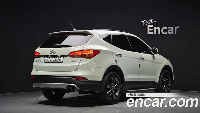 Hyundai Санта Фе 2013 thumb 2