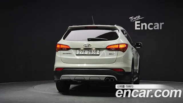 Hyundai Санта Фе 2013 thumb 12