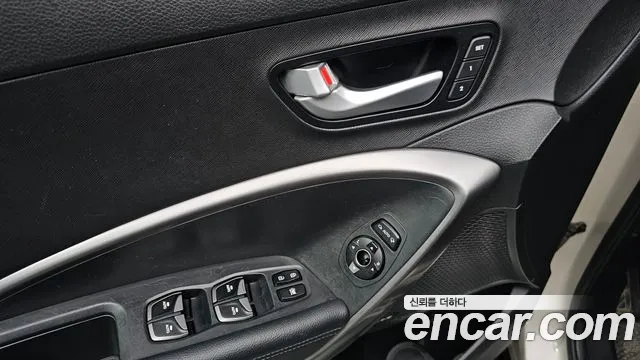Hyundai Санта Фе 2013 thumb 11