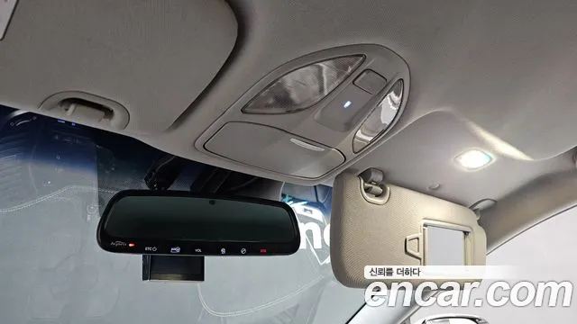 Hyundai Санта Фе 2013 thumb 6