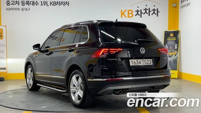 Volkswagen Tiguan 2020 thumb 2