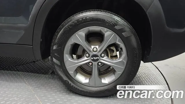 Kia Seltos 2023 thumb 10