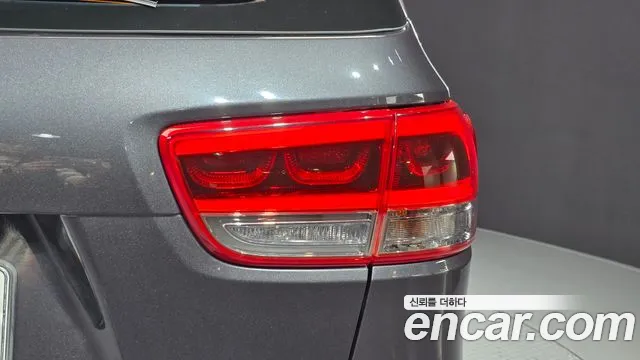 Kia Sorento 2017 thumb 10