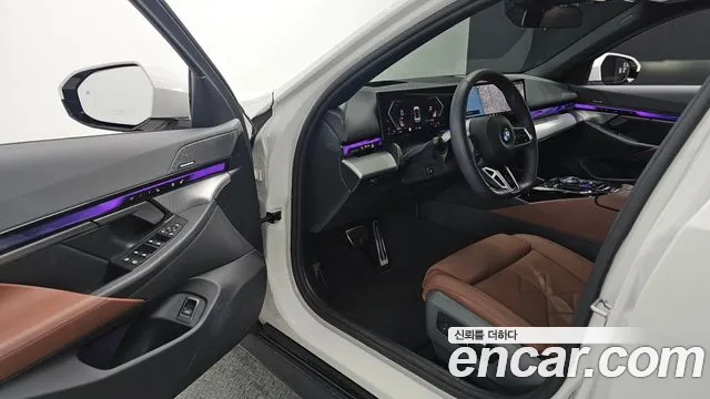 BMW 5 серии 2025 thumb 12