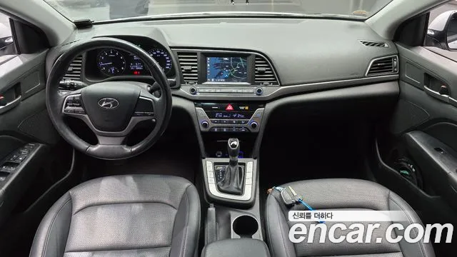 Hyundai Avante 2016 thumb 11