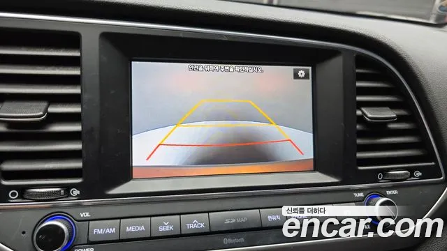 Hyundai Avante 2016 thumb 12