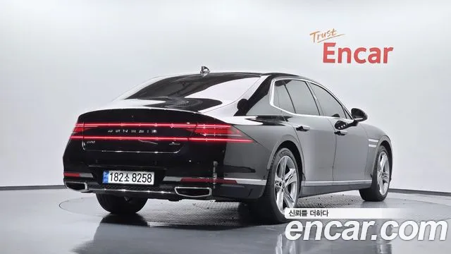 Genesis G90 2022 thumb 10