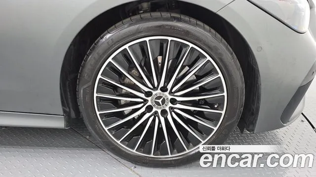 Mercedes-Benz CLE-Class 2025 thumb 11