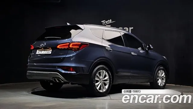 Hyundai Santafe 2017 thumb 5