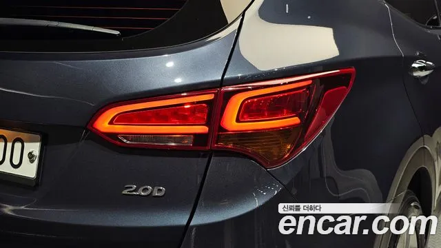 Hyundai Santafe 2017 thumb 3