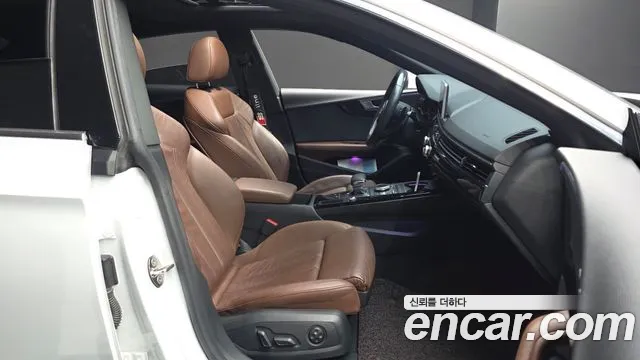 Audi A5 2019 thumb 6