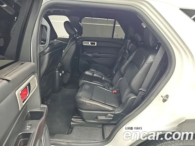 Ford Explorer 2020 thumb 6