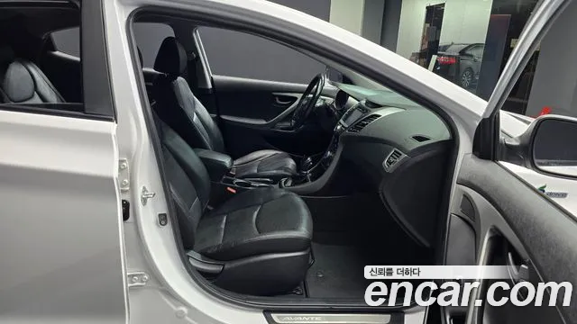 Hyundai Elantra 2014 thumb 6