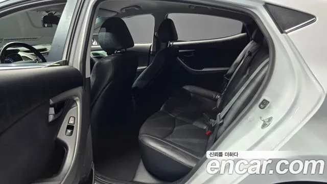 Hyundai Elantra 2014 thumb 3