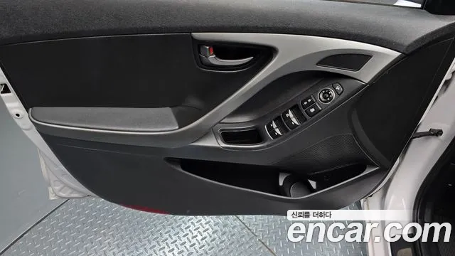 Hyundai Elantra 2014 thumb 9