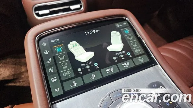 Genesis G90 2022 thumb 11