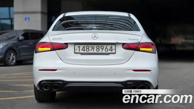 Mercedes-Benz E-Class 2022 thumb 8