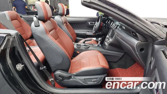 Ford Mustang 2016 thumb 11