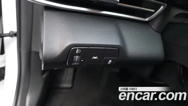 Hyundai Elantra 2023 thumb 6