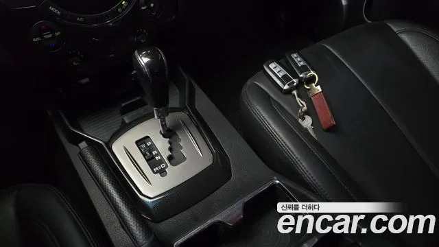 KGM Rexton 2015 thumb 12