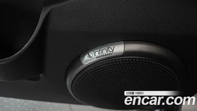 KGM Rexton 2015 thumb 6