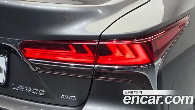 Lexus LS 500 2018 thumb 2