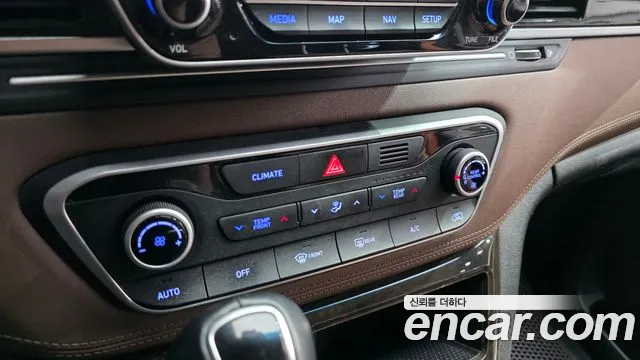 Hyundai Staria 2018 thumb 10