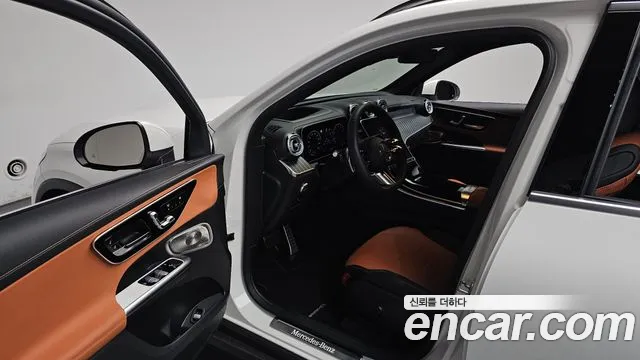 Mercedes-Benz GLC 2026 thumb 3