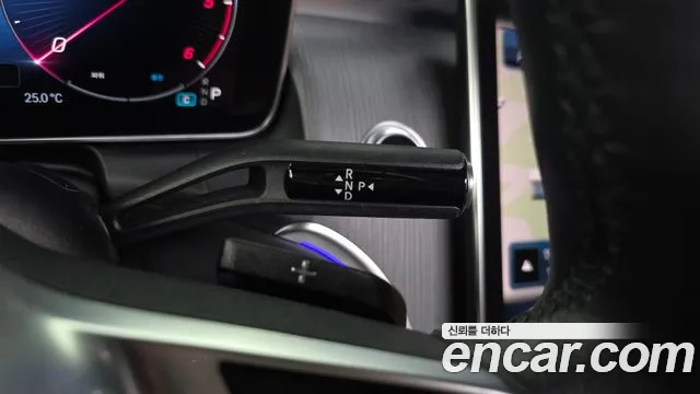 Mercedes-Benz GLC 2023 thumb 5