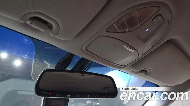 Hyundai DM 2013 thumb 8