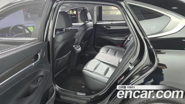 Hyundai Grandeur 2017 thumb 12
