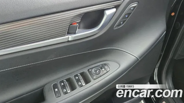 Hyundai Grandeur 2017 thumb 5