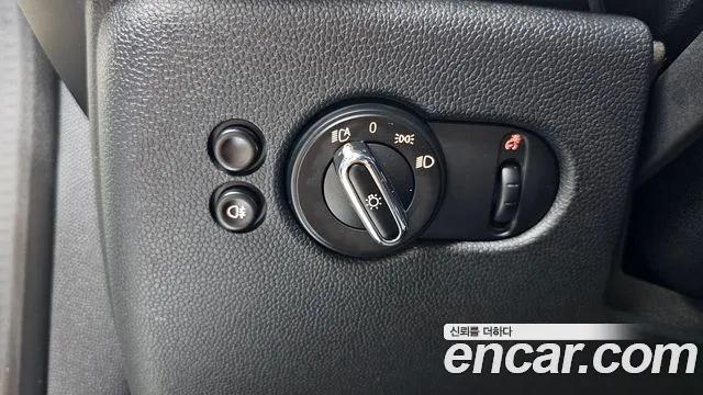 Mini Cooper 2021 thumb 9