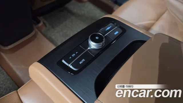 Hyundai Grandeur 2018 thumb 10