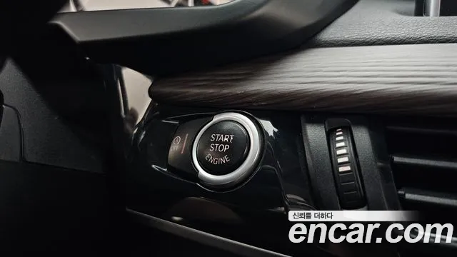 BMW X5 2015 thumb 10