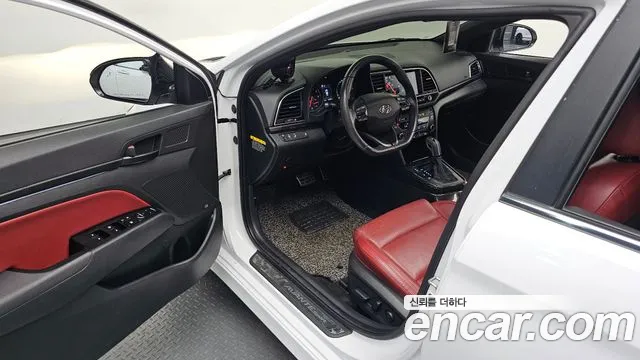 Hyundai Avante 2016 thumb 12