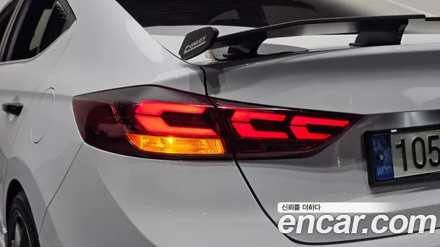 Hyundai Avante 2016 thumb 7