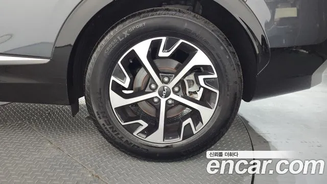 Kia Sportage 2023 thumb 9