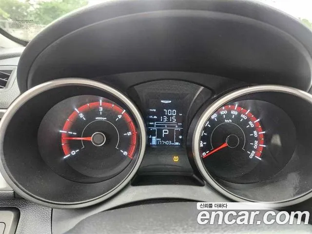KGM Tivoli 2016 thumb 7