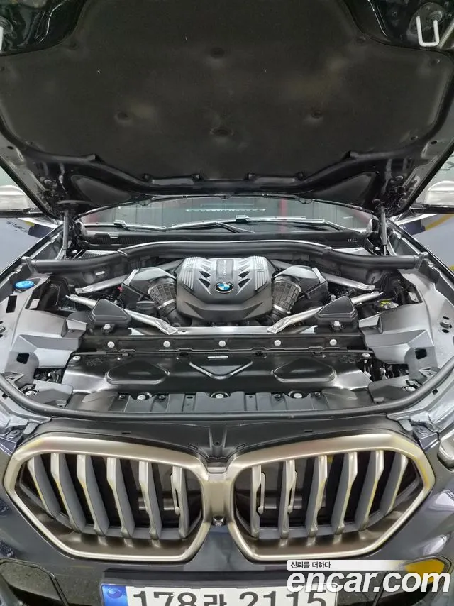 BMW X6 2021 thumb 8