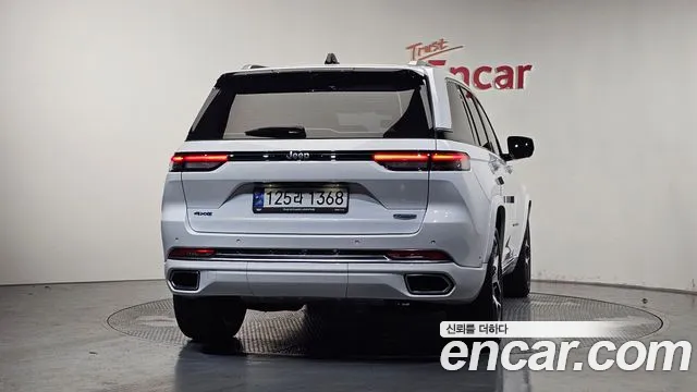 Jeep Grand Cherokee 2023 thumb 2