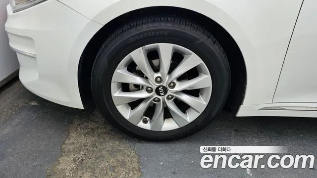 Kia K5 2017 thumb 2
