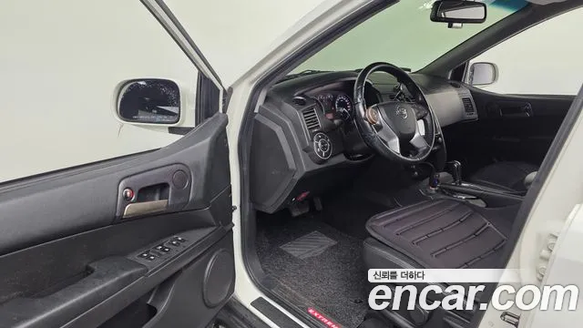 KGM Korando 2015 thumb 3