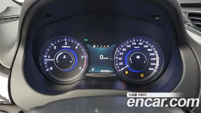 Hyundai Grandeur 2015 thumb 4